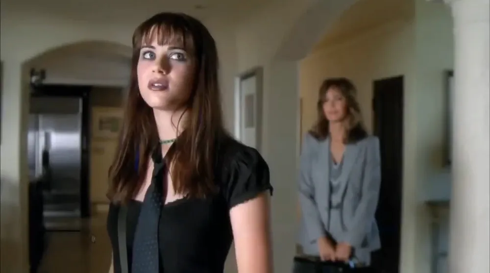 Who Is Hallmark Lyndsy Fonseca