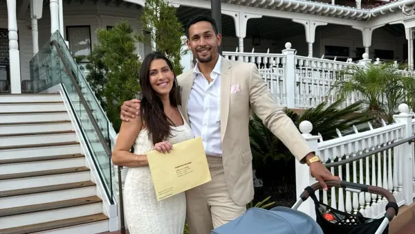 The Bachelor’s Becca Kufrin and Thomas Jacobs Are Married After 1 Year of Dating CS