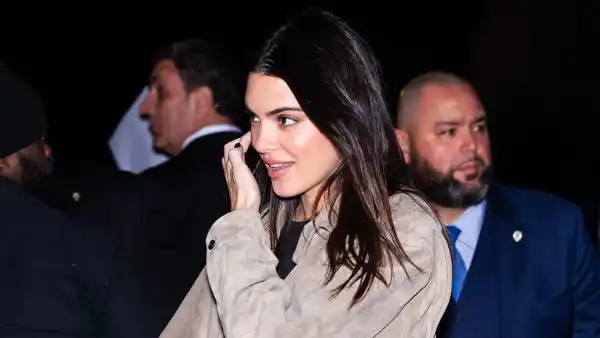 kendall-jenner-suede-bomber-jacket