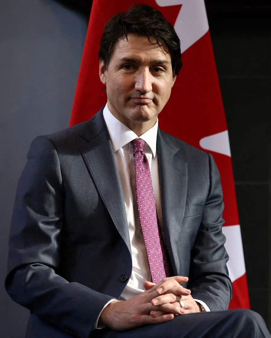 Stars Remember Matthew Perry