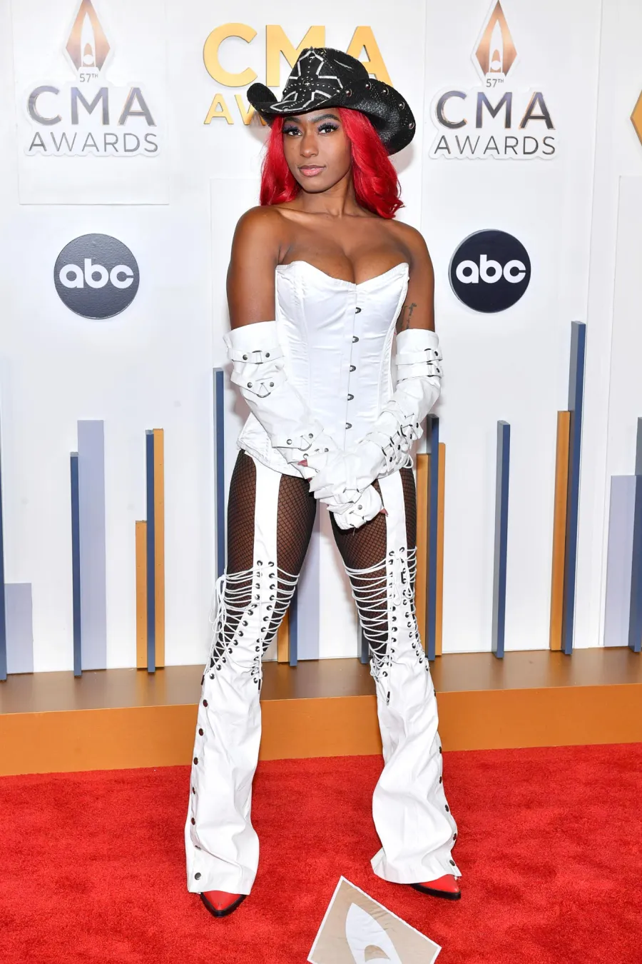 2023 CMA Awards - Arrivals 370 Reyna Roberts