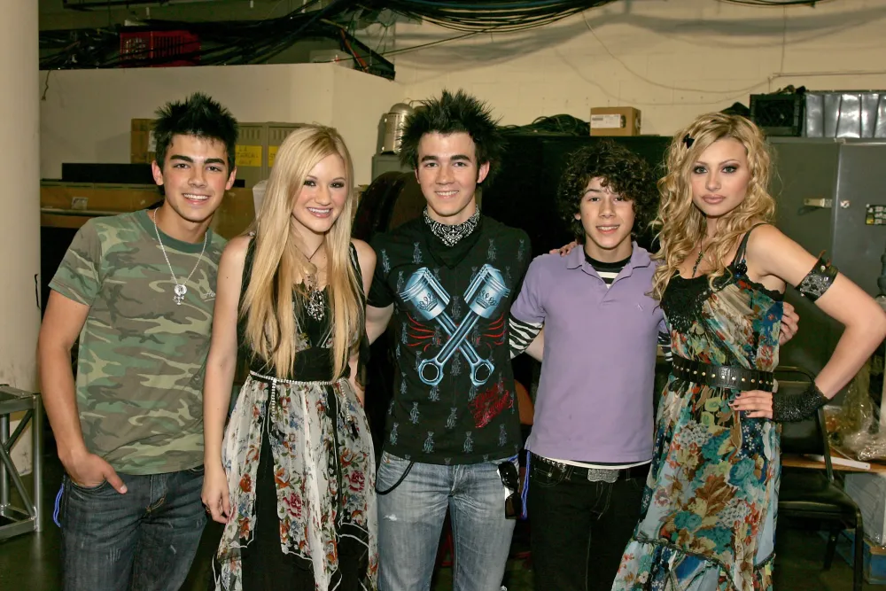 AJ Michalka Recalls Sloppy 1st Kiss With Joe Jonas