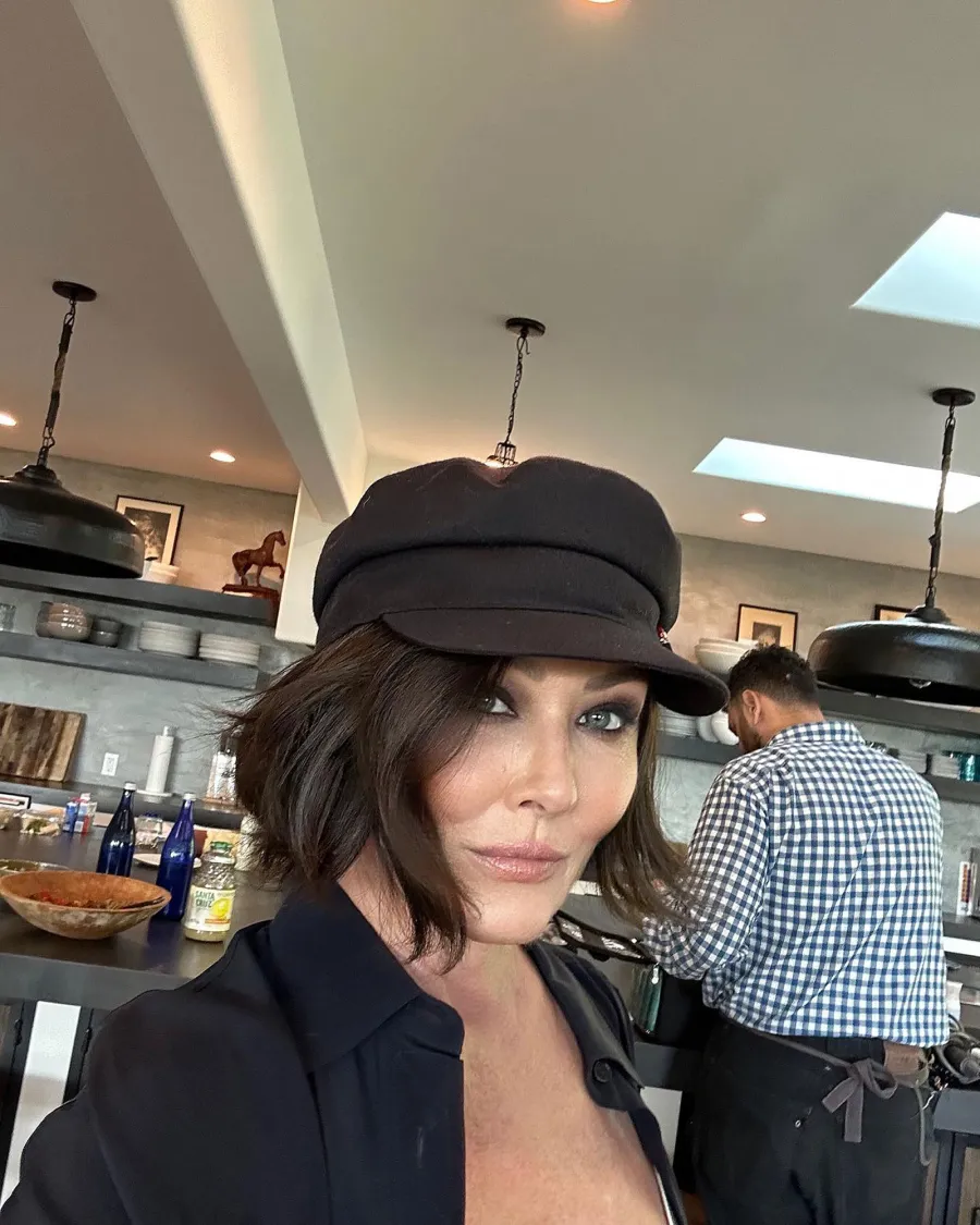 Beverly Hills 90210 Alum Shannen Dohertys Cancer Battle in Quotes