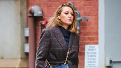 Blake Lively Is Sophisticated and Relaxed in Fall Outfit