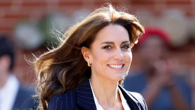 Cover Image Kate Middleton Luxury Handbag Shopping Cover Story 2347