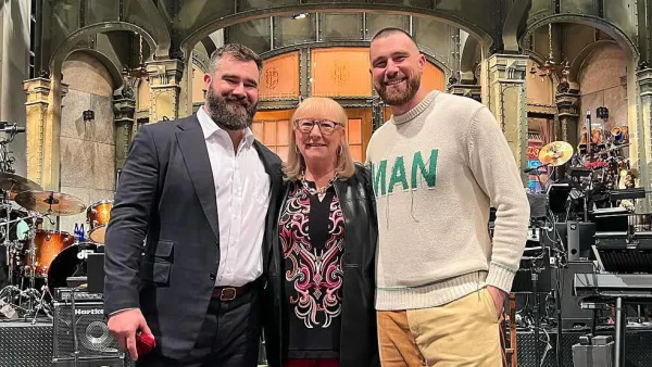 Donna Kelce Shares Her Family s 2023 Thanksgiving Plans — And Why They Won t Be Eating Turkey 269