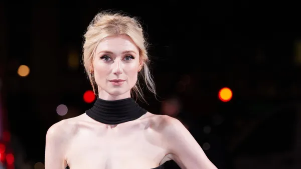 Everything Elizabeth Debicki Has Said About Playing Princess Diana on The Crown 290