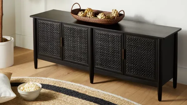 Magnolia media console