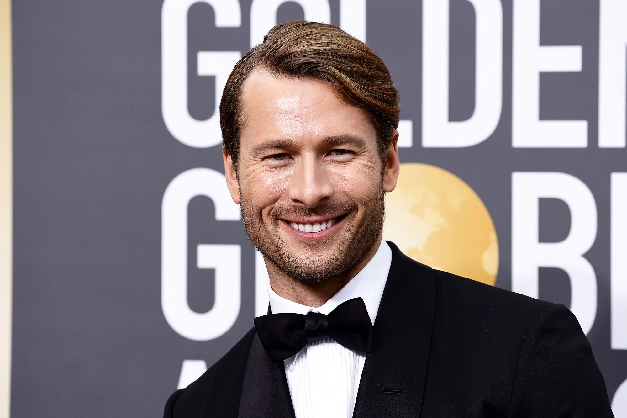 Glen Powell Says He Discovered an Ass Dimple Doing Pilates Jokes That Its a Real Crowd Pleaser