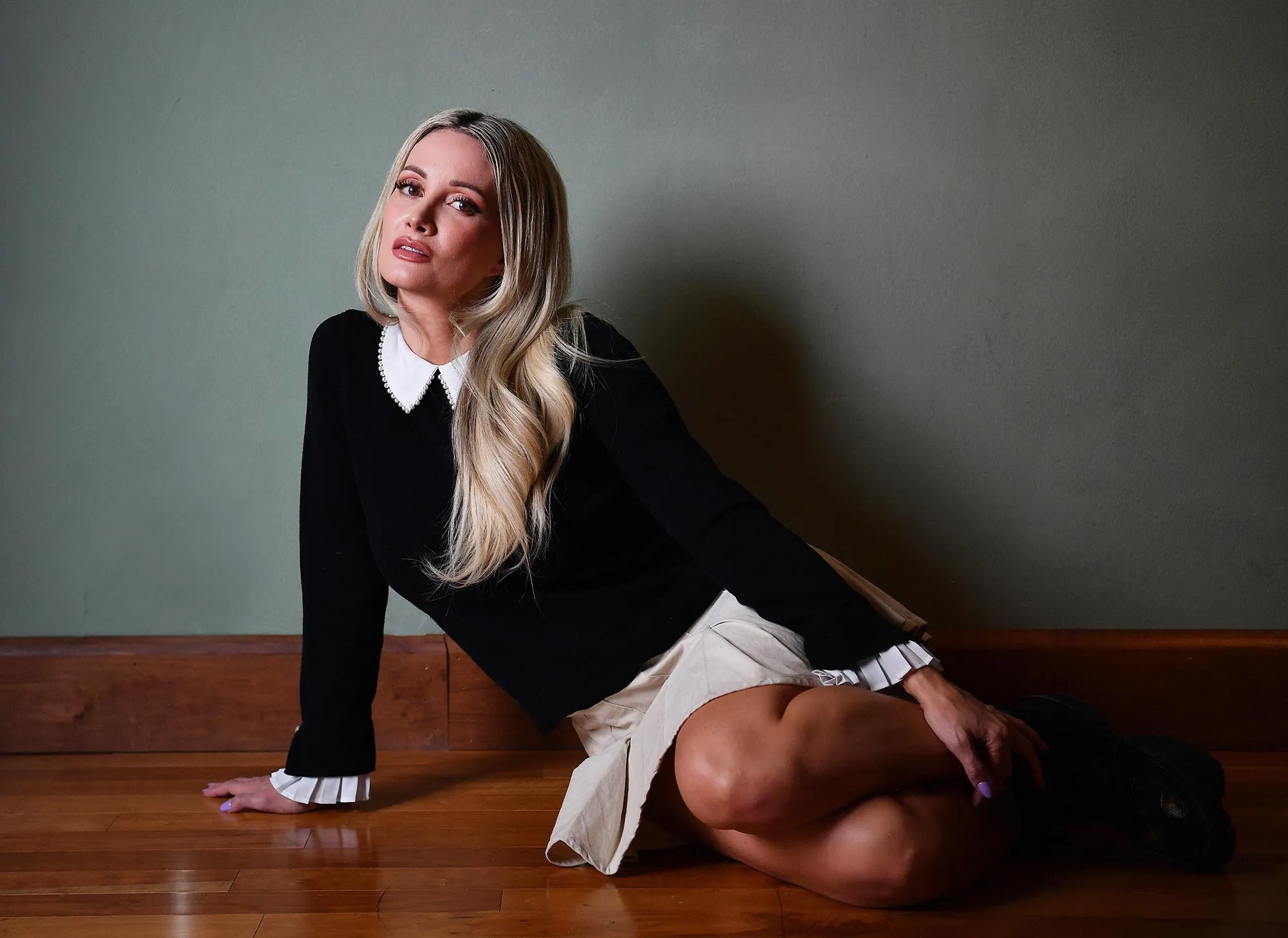 Holly Madison Says Bulimia Ran Rampant at the Playboy Mansion Pipes Had to Be Replaced