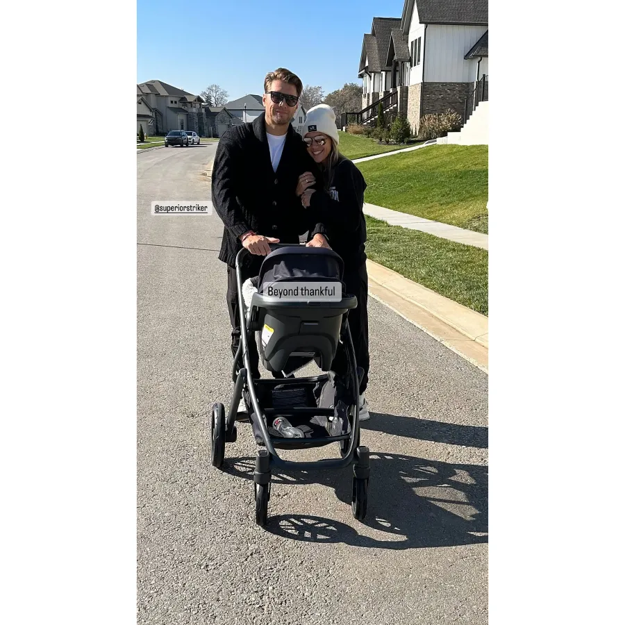 Jana Kramer Instagram Stars Celebrated Thanksgiving