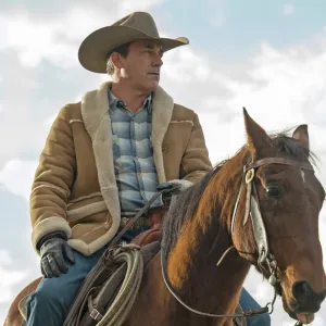 Jon Hamm Praises Dedicated Nippleologist Who Created His Fake Nipple Piercings