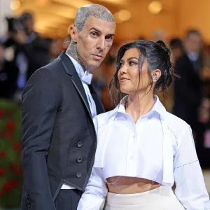 Kourtney Kardashian Is Playing It Safe Ahead of Her and Travis Barker s Baby s Due Date 123