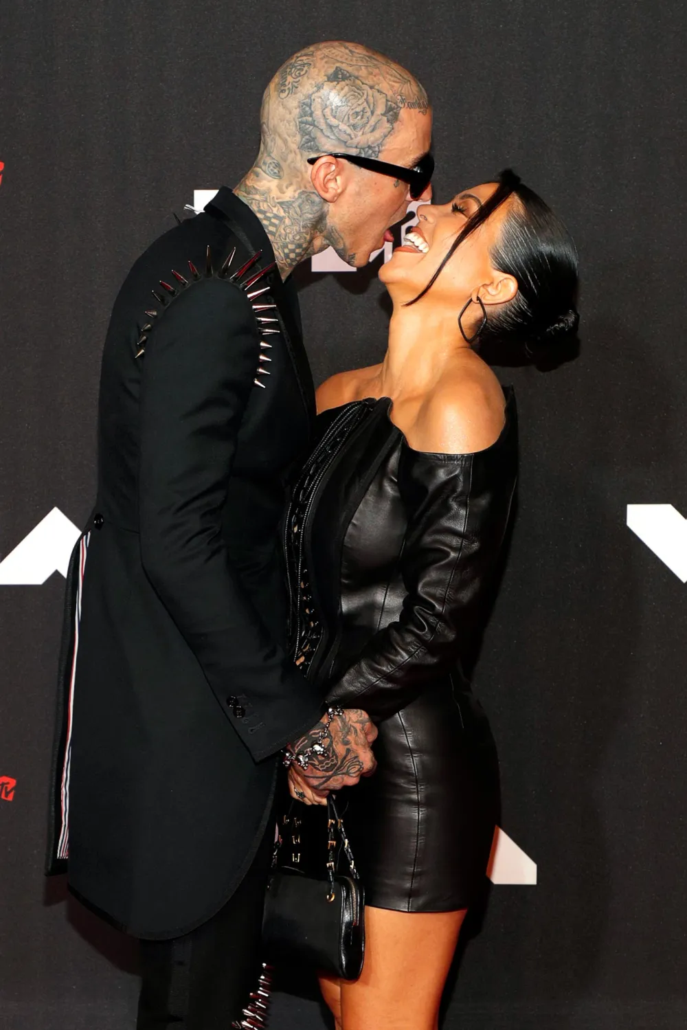 Kourtney Kardashian Pens Birthday Tribute to Travis Barker My Daddy to Our Baby Boy 089