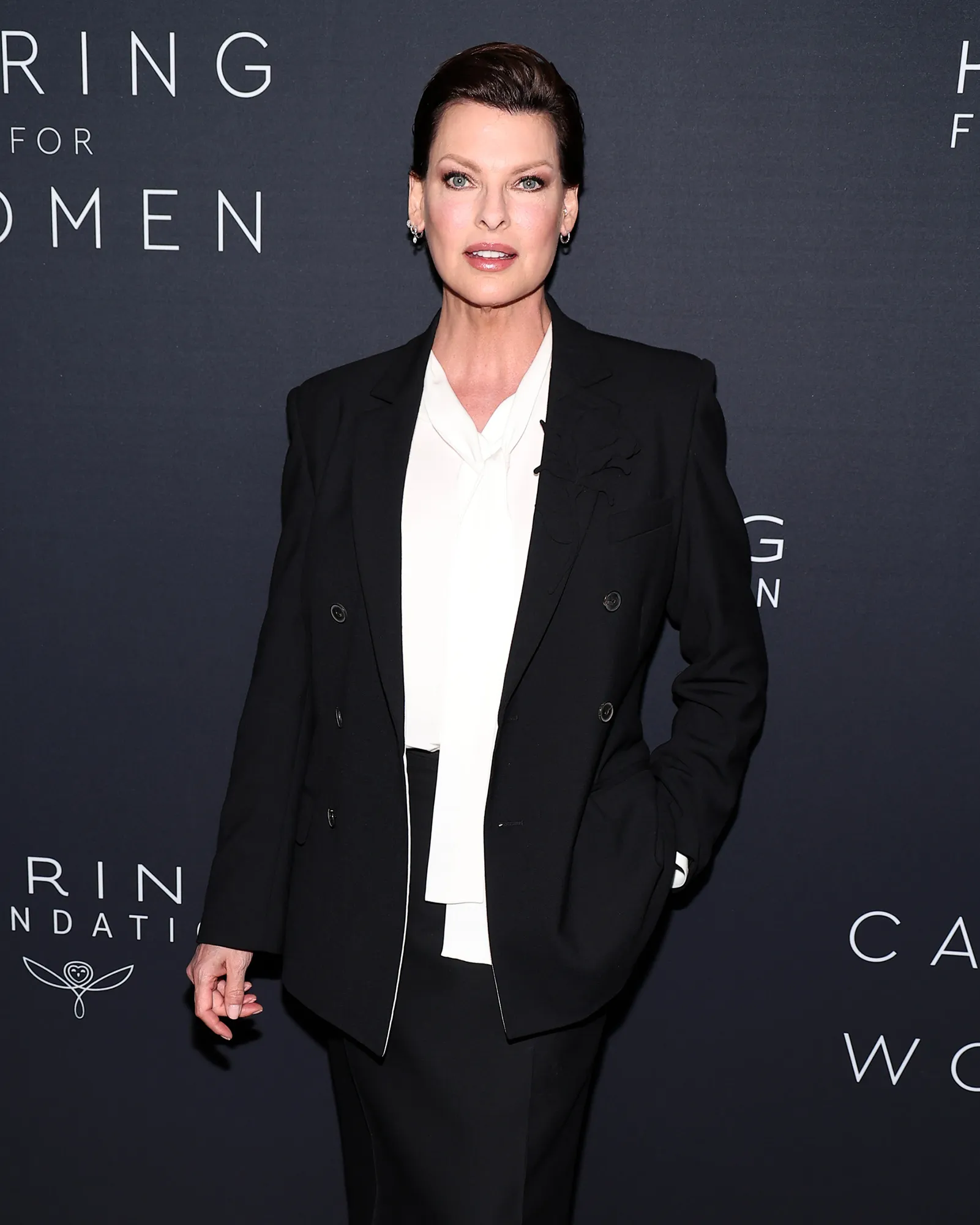 Linda Evangelista No Longer Puts ‘Blame’ on Herself for Plastic Surgery Incident