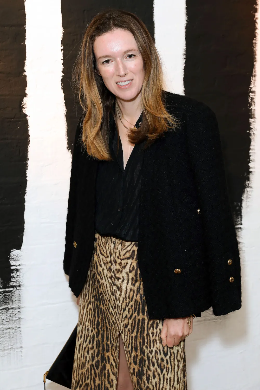 Meghan Markle Wedding Dress Maker Recalls Very Private Design Process 2