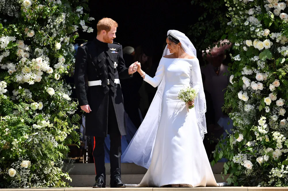 Meghan Markle Wedding Dress Maker Recalls Very Private Design Process 4