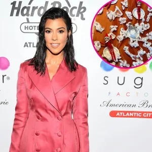 Promo Kourtney Kardashian Kicks Off Elf Season With Fun Christmas Decor