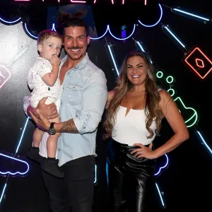 Pump Rules Brittany Cartwright Gets Emotional About Son Speech Therapy Cruz Cauchi Jax Taylor