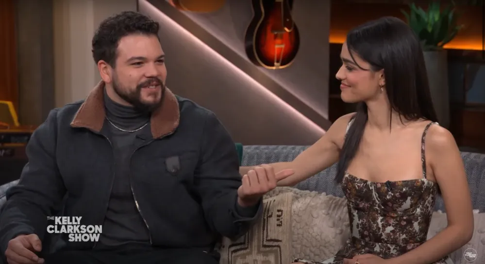 Rachel Zegler and Josh Andres Rivera Pass Notes on Hunger Games Set