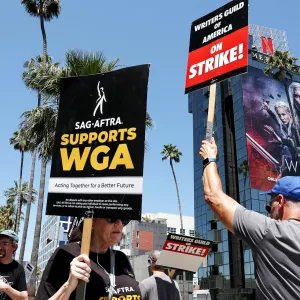 SAG-AFTRA Reaches Tentative Deal With AMPTP Strike Officially Ends After Nearly 4 Months 424
