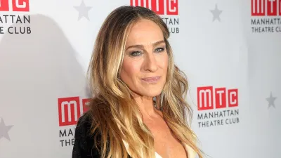 Sarah Jessica Parker Reveals Refreshingly Pared Down Approach to Travel Skincare Routine