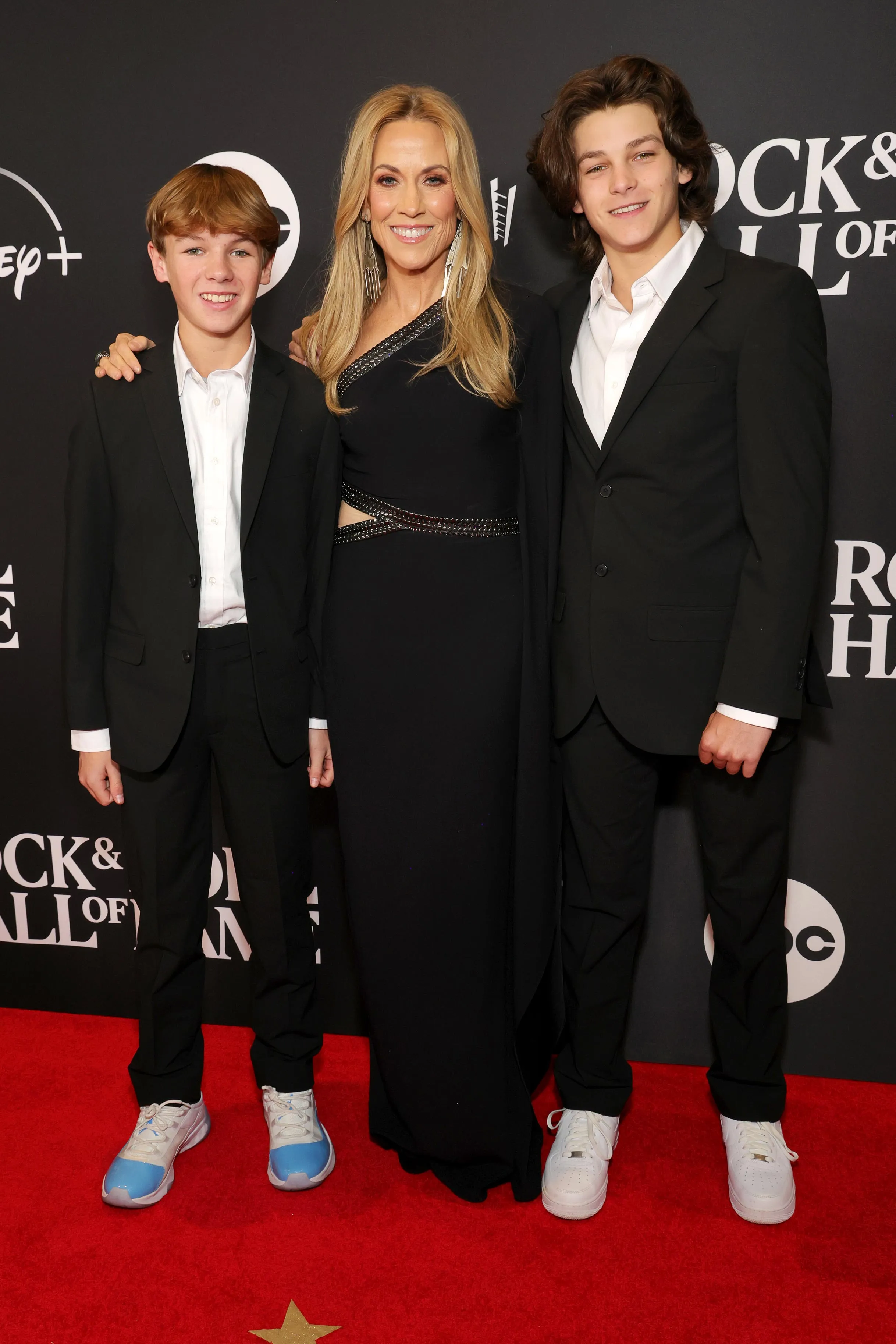 Sheryl Crow s Rare Photos With Sons Levi and Wyatt Family Photo Album 247
