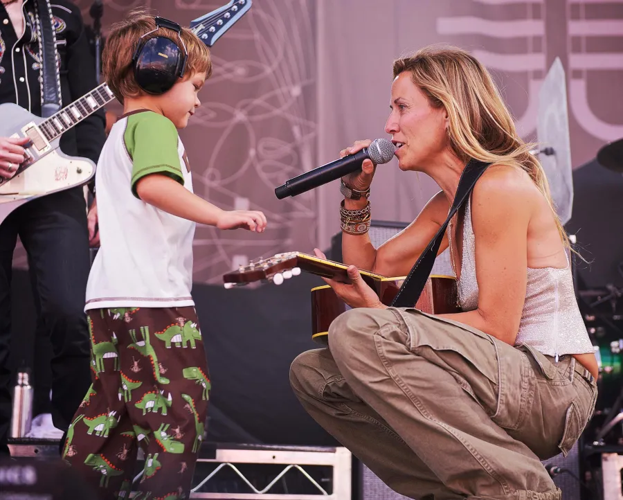Sheryl Crow s Rare Photos With Sons Levi and Wyatt Family Photo Album 249