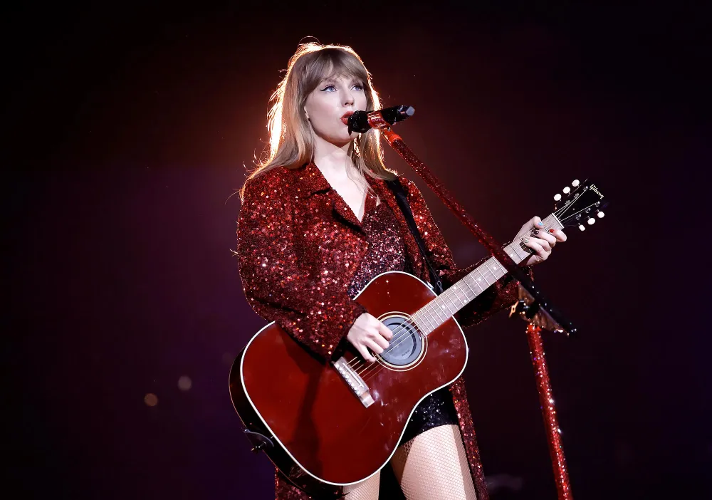 Taylor Swift Pauses Concert to Tell Fans to Stop Throwing Objects on Stage: It &lsquo;Freaks Me out
