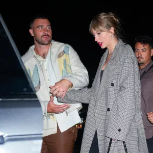 Taylor Swift Travels to Germany to Attend Travis Kelce s Kansas City Chiefs Game Against Miami Dolphins 068