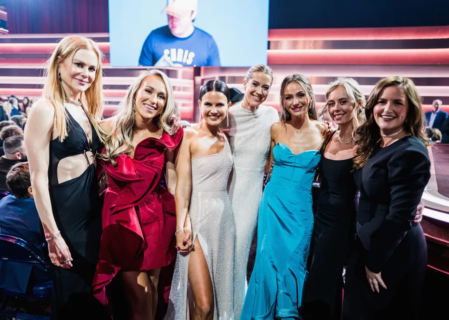 The Best Backstage Moments From the 2023 CMA Awards in Photos