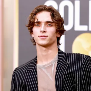 TikTok Star Josh Richards Looks at $6.9 Million House on ‘Selling Sunset’ Season 7