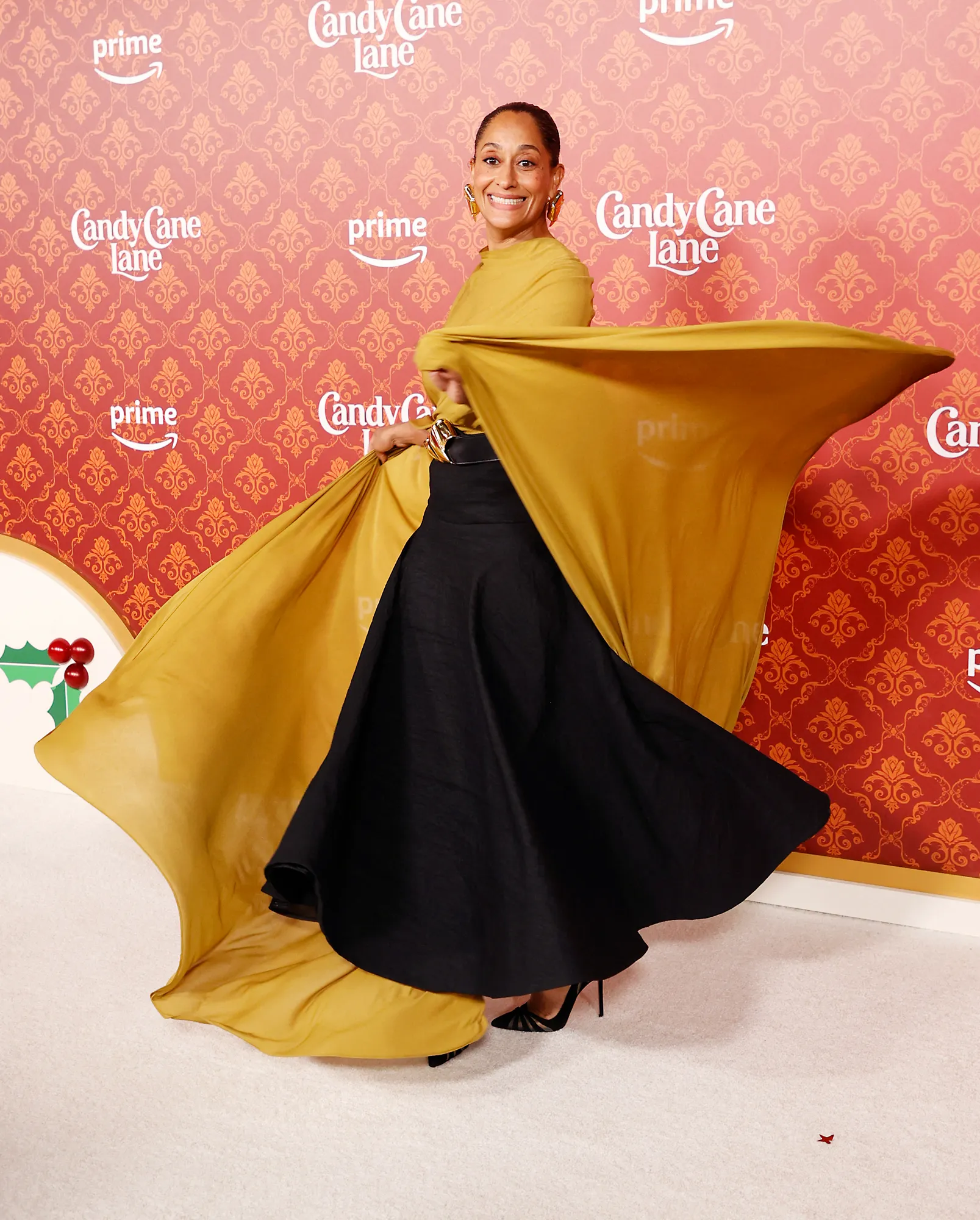 Tracee Ellis Ross Twirls on Red Carpet