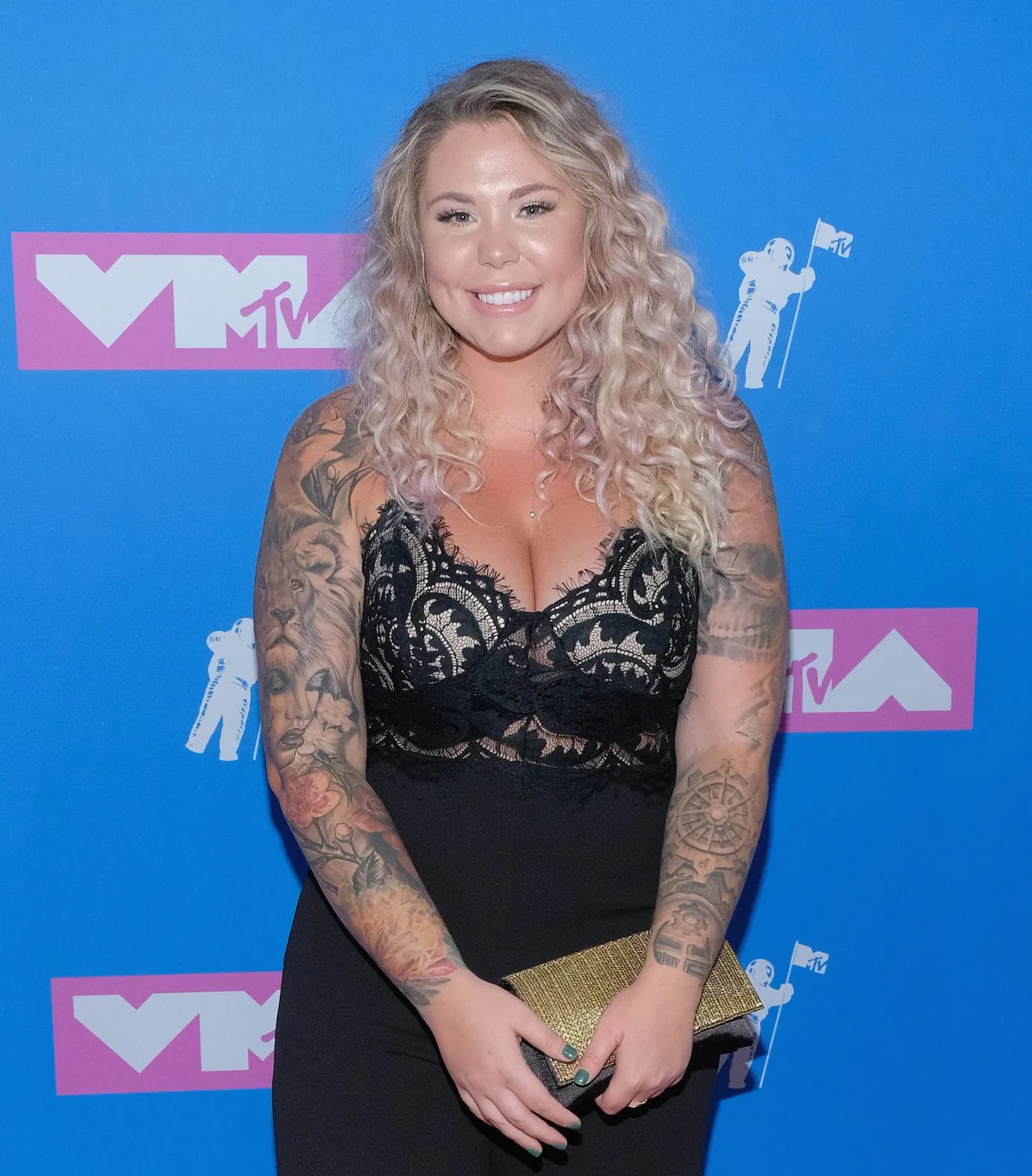 Why Pregnant Kailyn Lowry Thinks She s Having Twin Girls