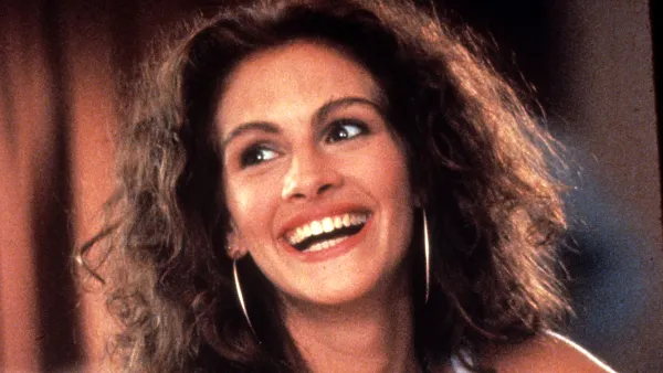 You Can Now Wear Julia Roberts’ ‘Pretty Woman’ Dress