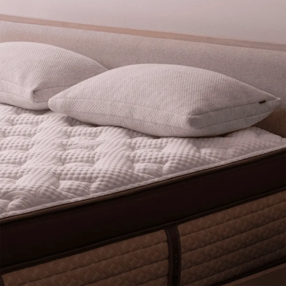 cyber-week-mattress-deals-helix-moonlight-elite