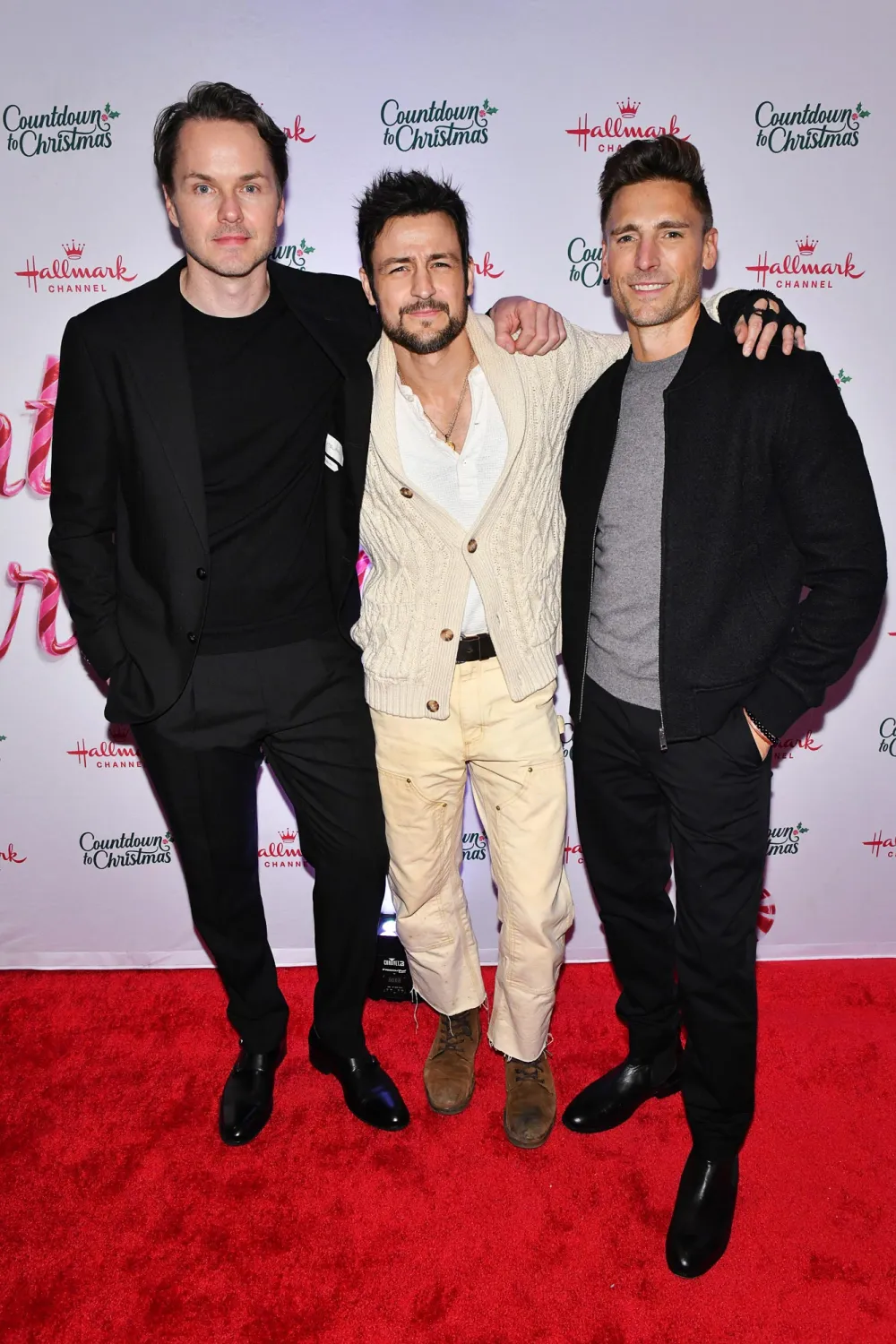 Andrew Walker and Hallmark Pals Talk Candace Cameron Bure s Hallmark Exit Network Competition 325