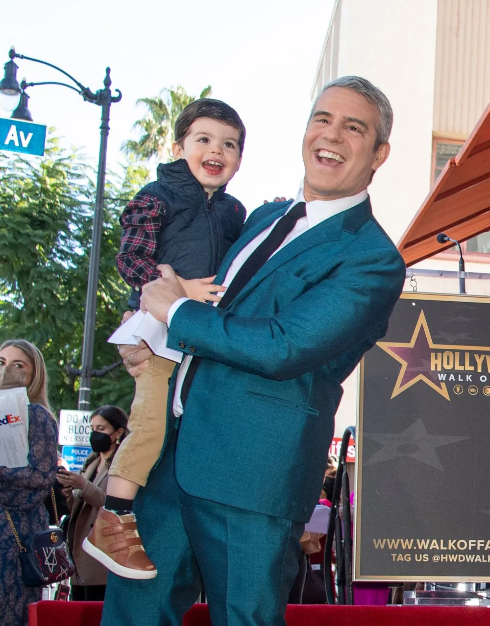 Andy Cohen Hilariously Sits Through Son Benjamin s Car Ride Concert