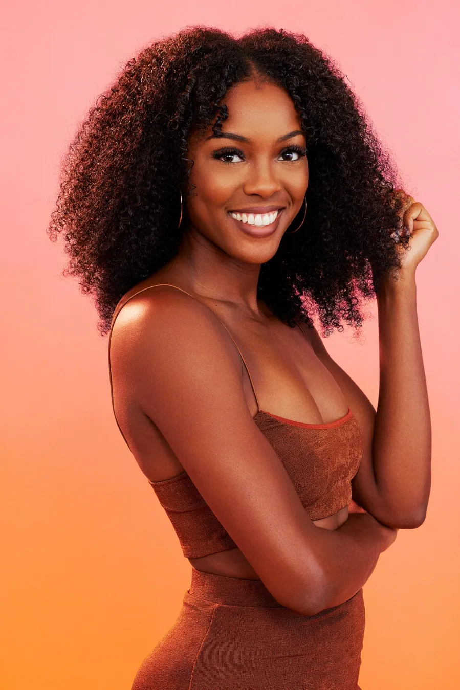 Bachelor Cast 444 Evalin