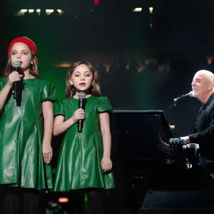 Billy Joel Brings out Daughters for a Surprise Jingle Bells Performance at Madison Square Garden Gig