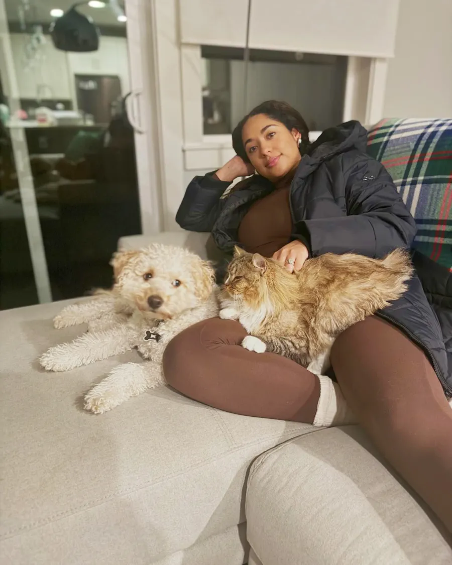 Bliss Poureetezadi Says Pets Know Baby G Is on the Way