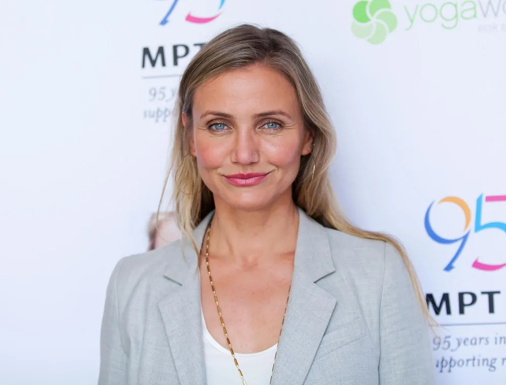 Cameron Diaz Wants to Normalize Married Couples Having Separate Bedrooms &mdash; Even Separate Houses 403