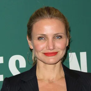 Cameron Diaz Signs Her New Book "The Longevity Book: The Science Of Aging, The Biology Of Strength And The Privilege Of Time"