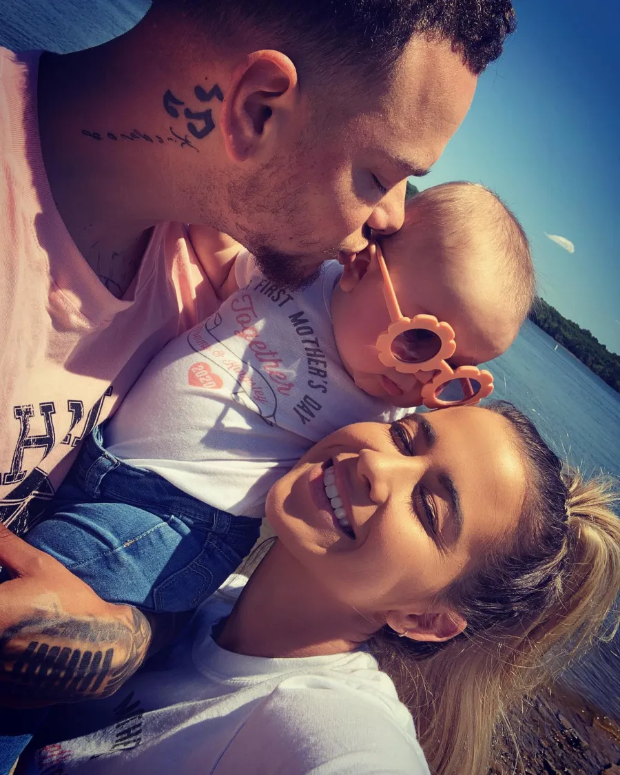 Country Singer Kane Brown and Wife Katelyn Jae Brown s Family Album