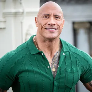 Dwayne Johnson Buys Toys for Every Kid Shopping at FAO Schwarz Didnt Care How Many Toys They Had