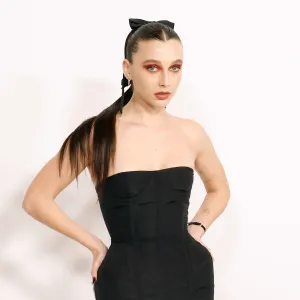 Emma Chamberlain Says She Must Keep Her Vintage Collection Under Control