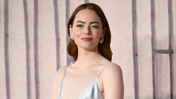 Emma Stone Poor Things UK Premiere Look