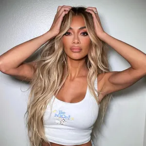 Feature Nicole Scherzinger Goes Blonde