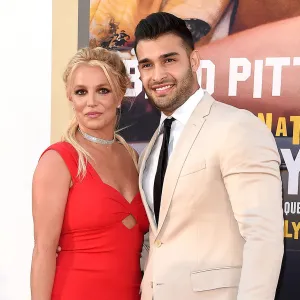 Feature Sam Asghari Details 40-Lb Transformation After Britney Spears Split