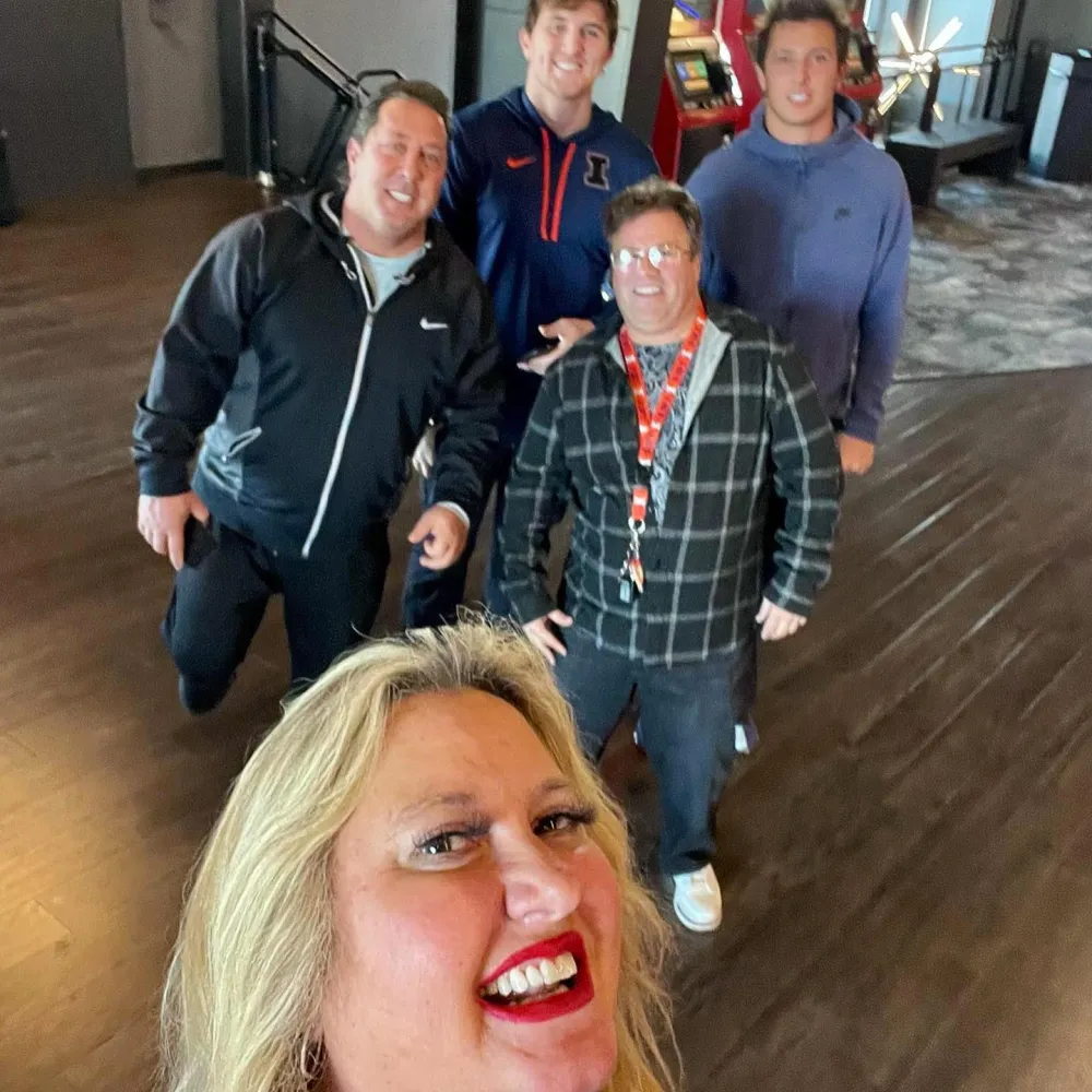 Giants Quarterback Tommy DeVito s Family Guide Meet His Parents and Brother Max 760